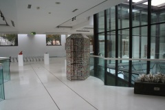 L'opera in esposizione al museo MIC di Faenza